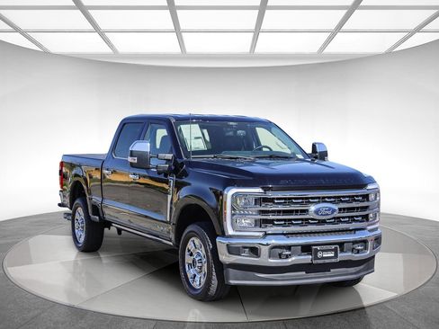 Used 2024 Ford F250 Lariat w/ Chrome Package AWD/4WD image 5