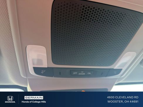 Used 2025 Honda HR-V LX image 23