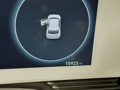 Used 2024 Hyundai Ioniq 5 SEL image 18