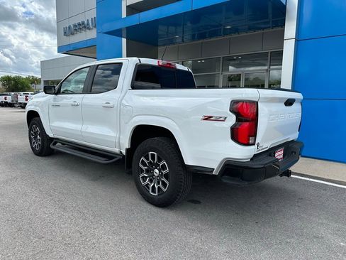 Used 2024 Chevrolet Colorado Z71 w/ Z71 Convenience Package 2 image 6
