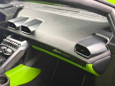 Used 2015 Lamborghini Huracan LP 610-4 AWD/4WD image 25