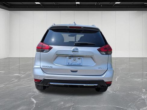 Used 2020 Nissan Rogue SV AWD/4WD image 4