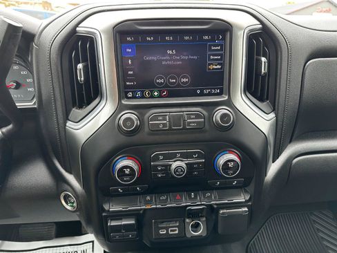 Used 2019 Chevrolet Silverado 1500 LT w/ All-Star Edition image 13