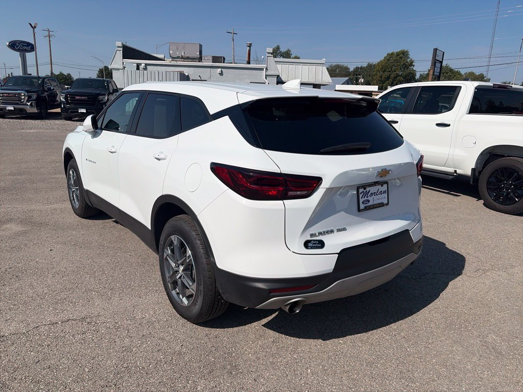 Used 2025 Chevrolet Blazer LT AWD/4WD image 4