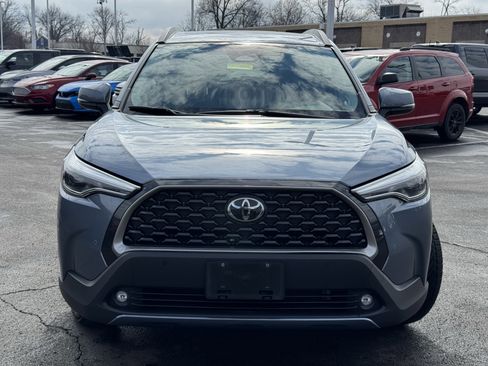 Used 2023 Toyota Corolla Cross XLE w/ Convenience Package image 18