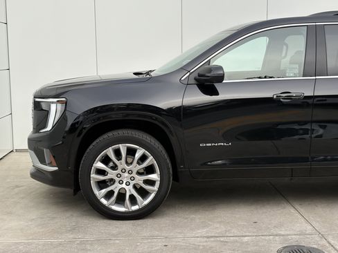 Used 2024 GMC Acadia Denali w/ Super Cruise Package image 5