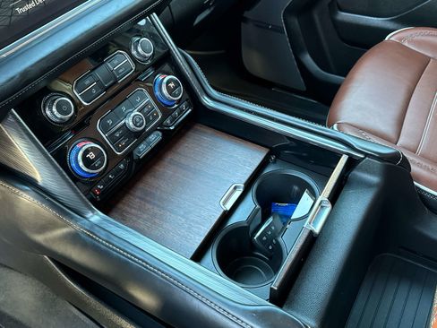 Used 2023 GMC Yukon XL Denali Ultimate image 26