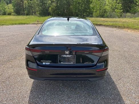 New 2026 Honda Accord SE image 6