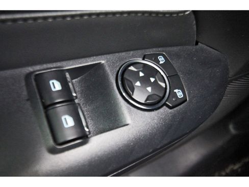 Used 2025 Ford Mustang Coupe RWD image 19