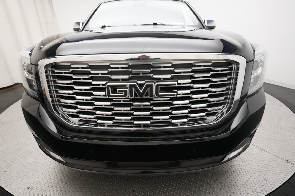 Used 2020 GMC Yukon Denali w/ Denali Ultimate Package AWD/4WD image 22