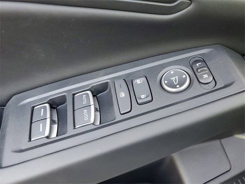 Used 2023 Honda Accord EX-L image 29