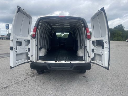 Used 2023 Chevrolet Express 2500 Extended w/ Driver Convenience Package image 9