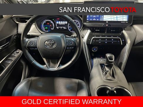 Certified 2021 Toyota Venza XLE image 31