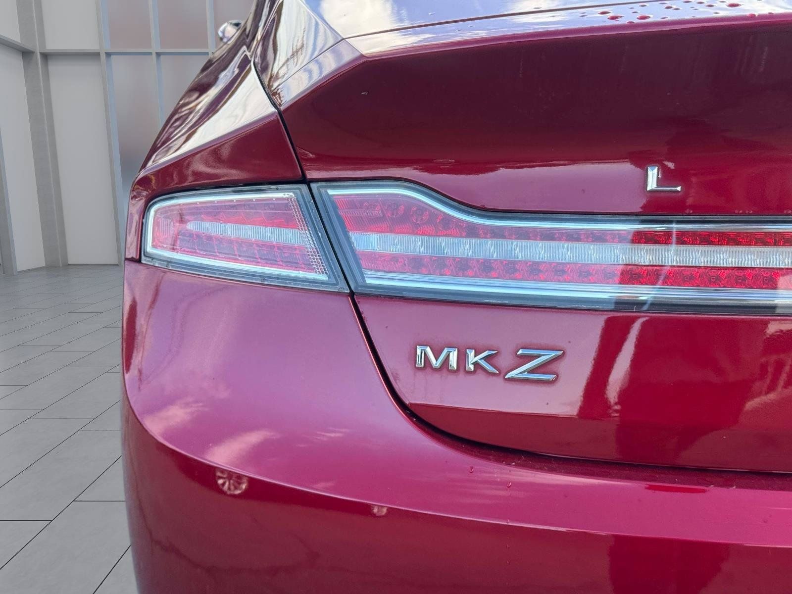 Used 2018 Lincoln MKZ Reserve w/ Climate Package AWD/4WD image 9
