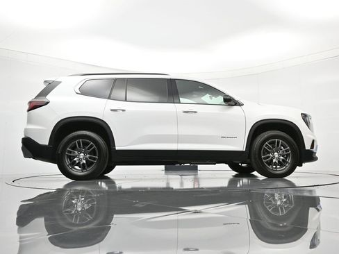 Certified 2025 GMC Acadia Elevation image 42