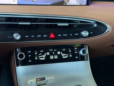 New 2026 Genesis GV70 2.5T Advanced AWD/4WD image 21