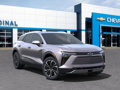 New 2025 Chevrolet Blazer EV LT image 7