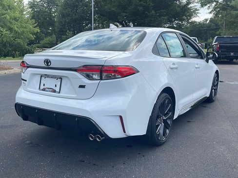 New 2026 Toyota Corolla SE w/ SE Package FWD image 17