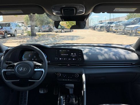 Used 2026 Hyundai Elantra Sport FWD image 16