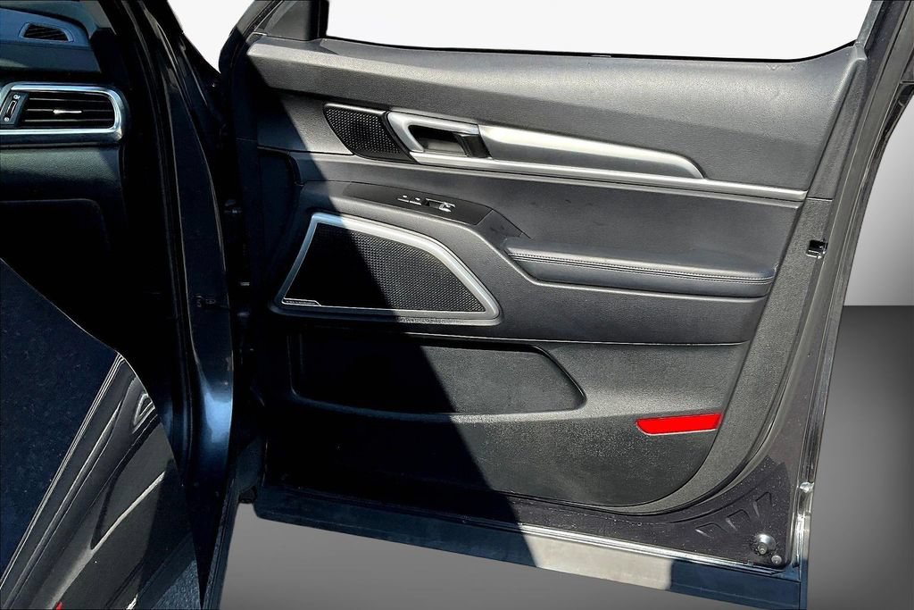 Used 2022 Kia Telluride S FWD image 28