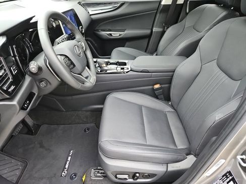 Used 2024 Lexus NX 350 AWD image 11