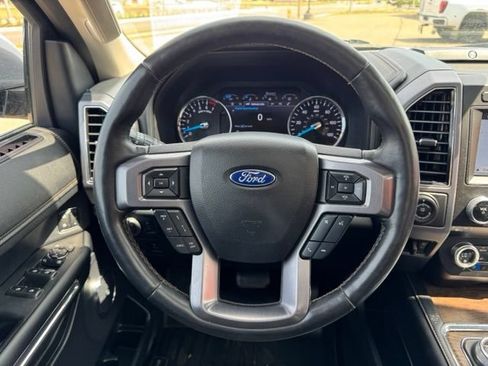 Used 2019 Ford Expedition Max Platinum AWD/4WD image 18