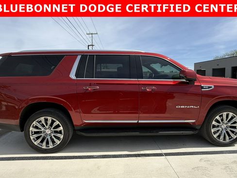 Used 2024 GMC Yukon XL Denali w/ Max Trailering Package image 6