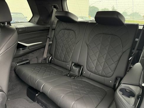 New 2027 BMW X7 xDrive40i w/ Executive Package AWD/4WD image 21