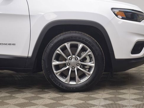 Certified 2022 Jeep Cherokee Latitude Lux image 28