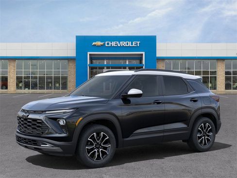 New 2025 Chevrolet TrailBlazer ACTIV w/ Convenience Package image 2