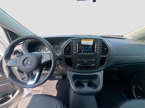 New 2023 Mercedes-Benz Metris Passenger image 6