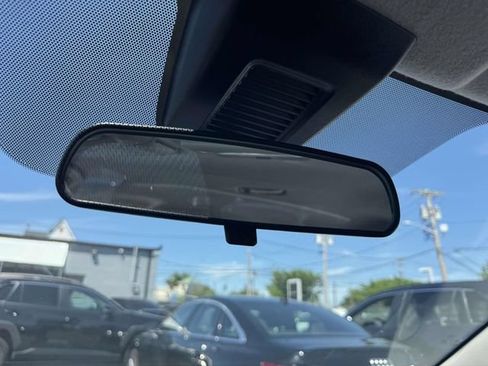 Used 2024 Nissan Kicks SV FWD image 39