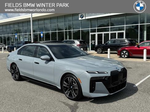 New 2025 BMW 750e xDrive AWD/4WD image 1
