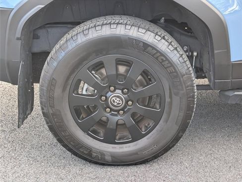 Used 2024 Toyota Land Cruiser image 10