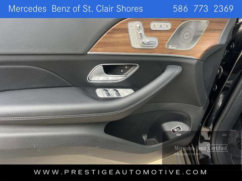 Used 2025 Mercedes-Benz GLE 450 4MATIC image 18