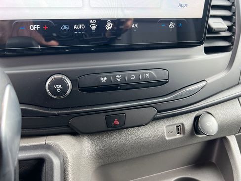 New 2026 Ford Transit 250 148 Medium Roof image 23