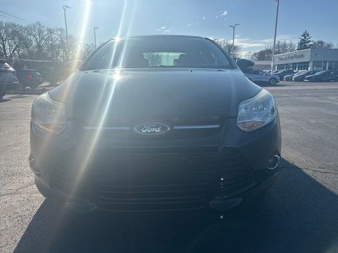 Used 2012 Ford Focus SEL w/ SEL/Titanium Winter Pkg image 3