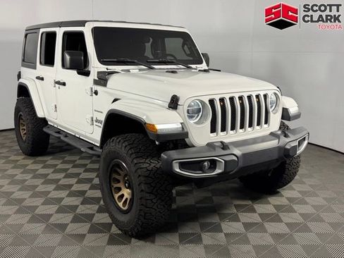 Used 2018 Jeep Wrangler Unlimited Sahara image 1