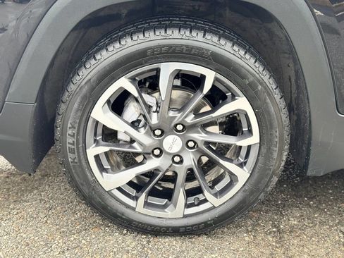 Used 2022 GMC Terrain SLT AWD/4WD image 3