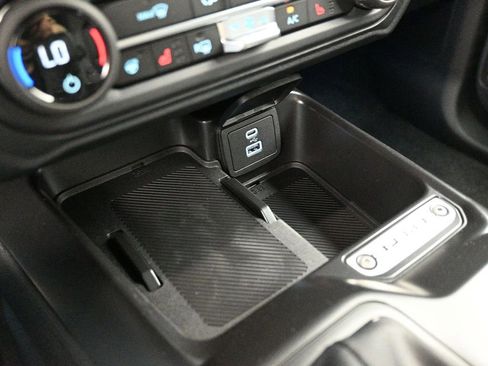 New 2025 Ford Bronco Outer Banks image 18