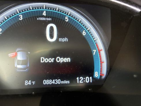 Used 2017 Honda Civic EX image 8