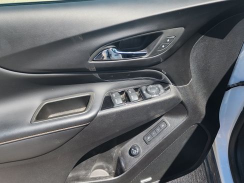 Certified 2024 Chevrolet Equinox Premier AWD/4WD image 11