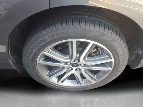 Used 2024 Ford Edge Titanium w/ Equipment Group 301A image 18