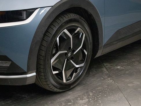 Used 2024 Hyundai Ioniq 5 SEL image 7