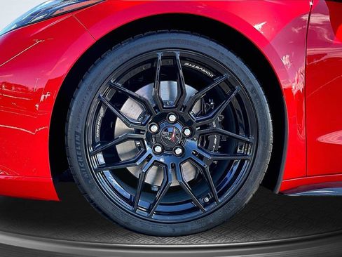Used 2024 Chevrolet Corvette Z06 RWD image 10