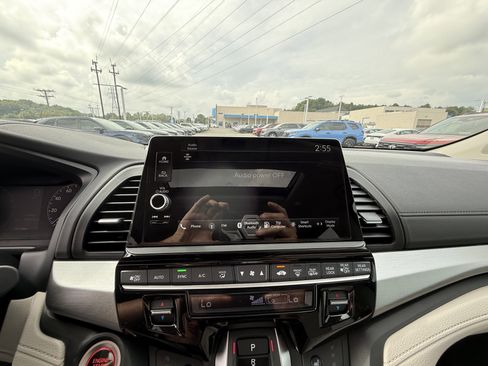 New 2026 Honda Odyssey EX-L image 18