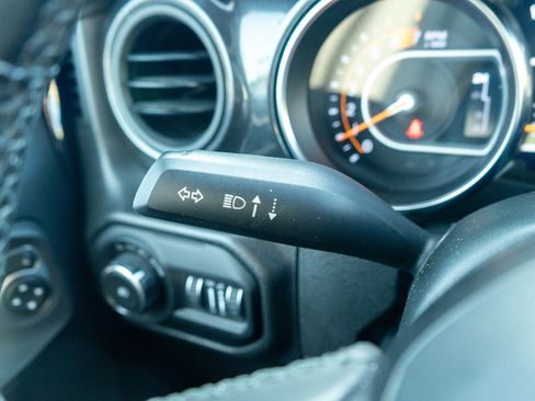 Used 2021 Jeep Wrangler Unlimited Sport image 24