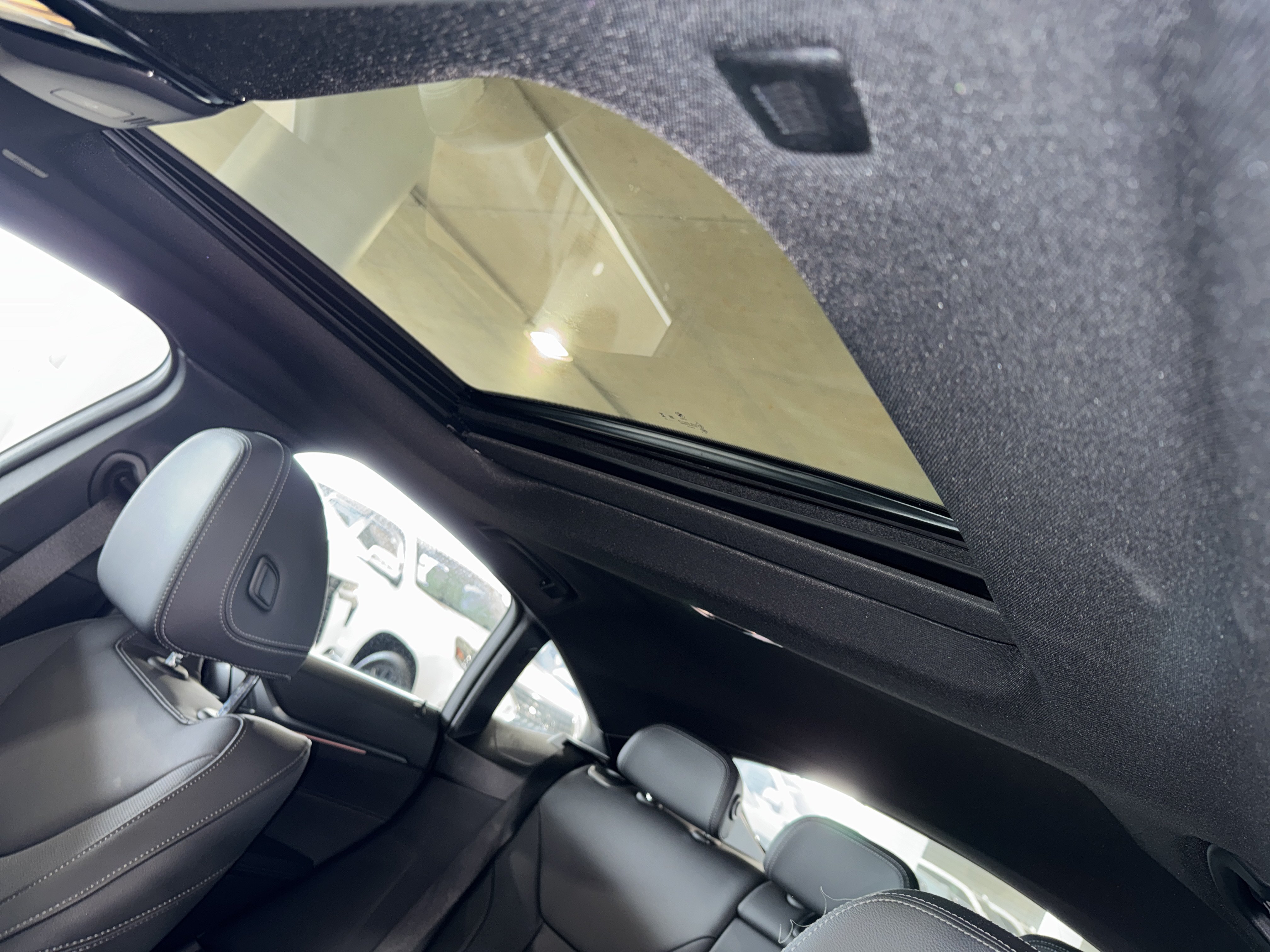 Used 2025 BMW 430i w/ Premium Package RWD image 32