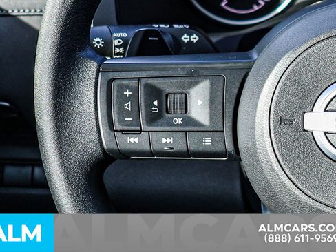 Certified 2025 Nissan Pathfinder S image 31