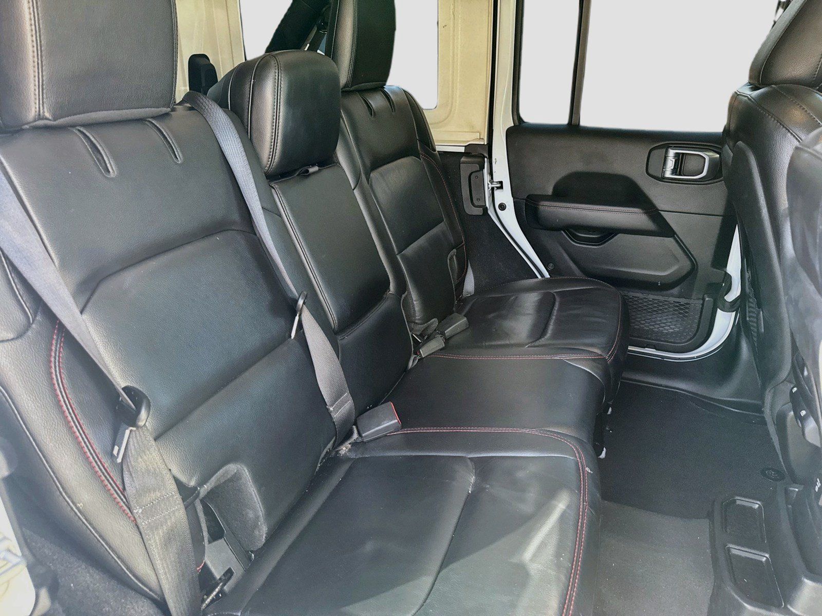 Used 2021 Jeep Wrangler Unlimited Rubicon AWD/4WD image 15